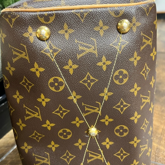 Louis Vuitton Authentic Louis Vuitton Monogram Tivoli GM Hand Bag - Picture 2 of 10